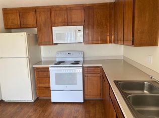 1014 N Scheuber Rd, Centralia, WA 98531