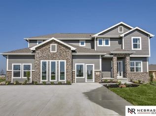 12260 S 111th St, Papillion, NE 68046