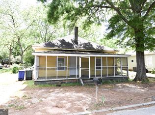 318 W Cherry St, Griffin, GA