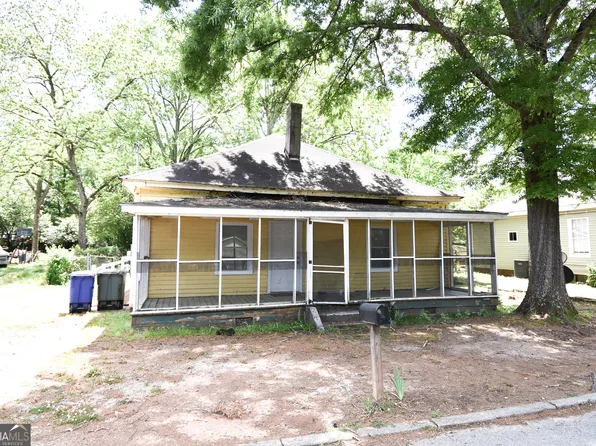 318 W Cherry St, Griffin, GA 30223