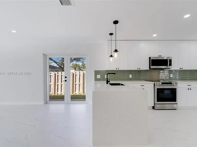 9826 SW 222nd Ter — Photo 9