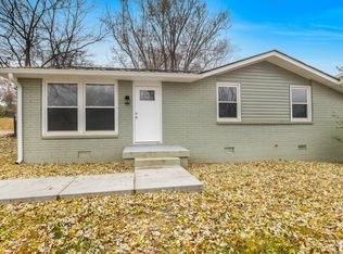 703 Hayes St, Springfield, TN 37172