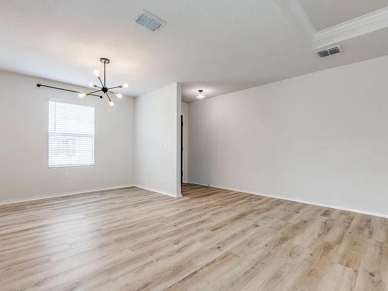 1337 Waggoner Dr — Photo 8