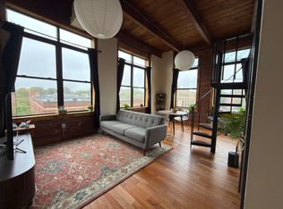 24 Norman St APT 301, Salem, MA 01970