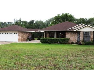 2730 Blue Bell Ln, Brenham, TX 77833