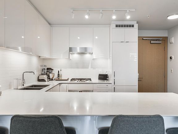 5th image of 10360 102nd St NW #4103
