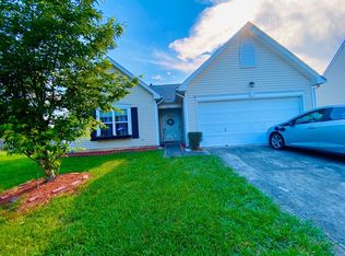 2809 Granstark Ct, Charlotte, NC 28216