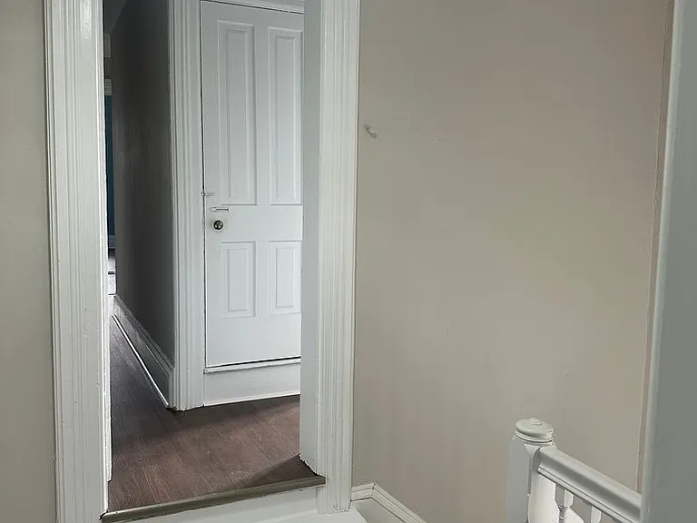 413 E Illinois Ave — Photo 10