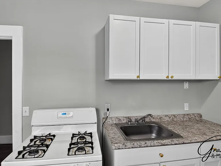 1943 W Bethune - 1943 Rock City LLC — Photo 14