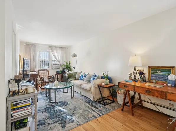 90-28 83rd Avenue image 14 of 17