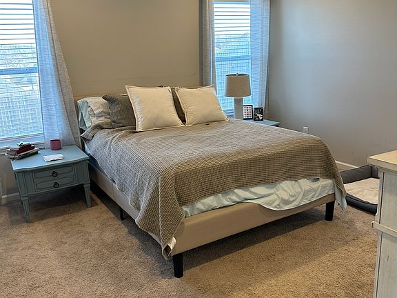 4th image of 3014 Black Briar Dr
