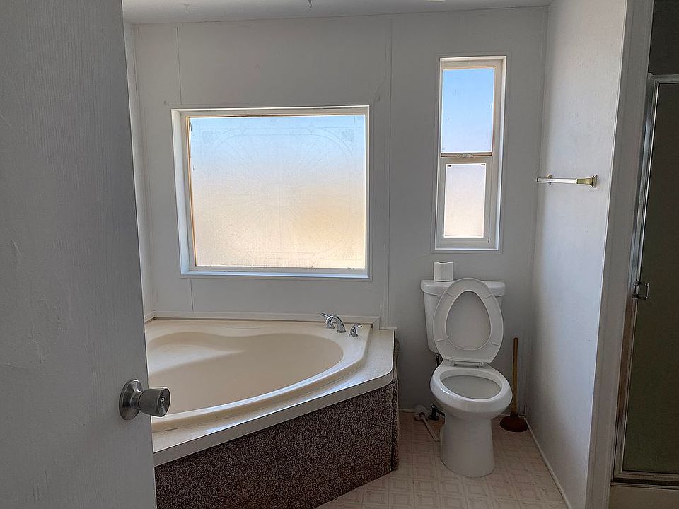 1141 Pioche St, Pahrump, NV 89048 Zillow