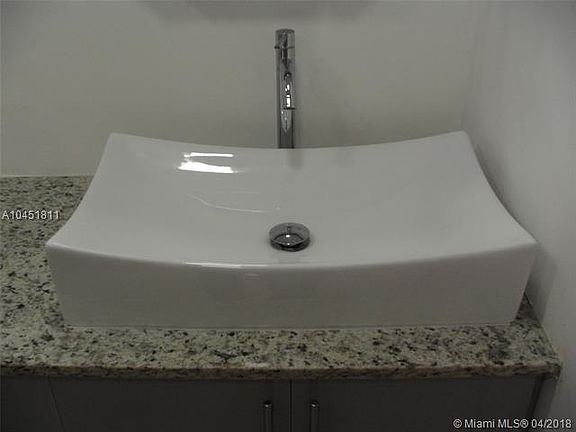 5th image of 6039 Collins Ave APT 307
