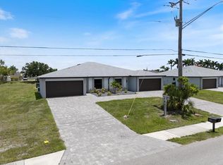 333-335 SW 47th Ter, Cape Coral, FL 33914