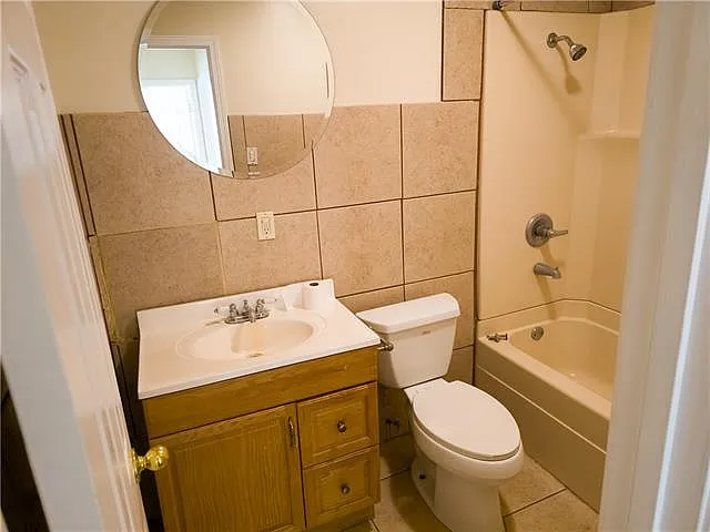 4819 Francis Dr — Photo 7