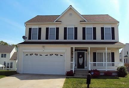1st image of 18 Everglades Ln