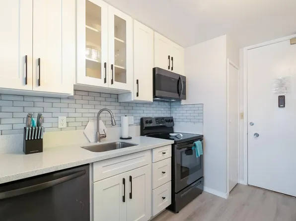 1765 Ala Moana Blvd APT 1183, Honolulu, HI 96815