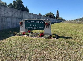 2420 Vindale Rd, Tavares, FL 32778