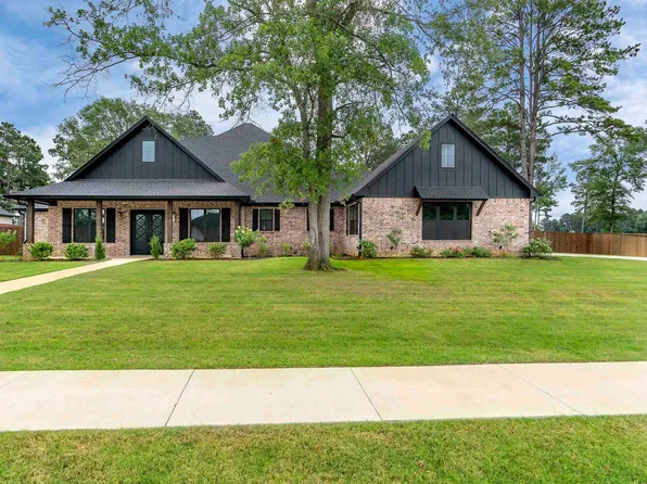 145 Waterfowl Ln, Longview, TX 75602