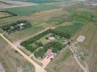 33rd St SW, Dickinson, ND 58601