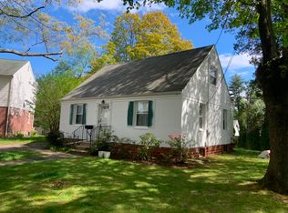 9 S Pine Creek Ct #1, Fairfield, CT 06824