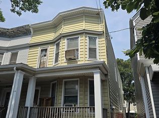 10441 92nd Ave, Richmond Hill, NY 11418