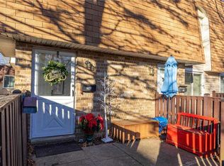 245 Sagamore Hills Dr, Pt Jefferson Station, NY 11776