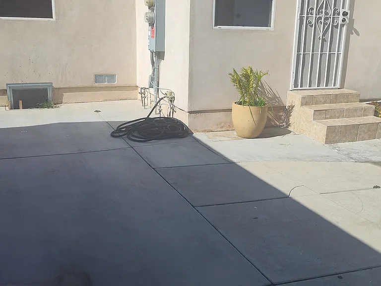 8953 San Carlos Ave — Photo 22