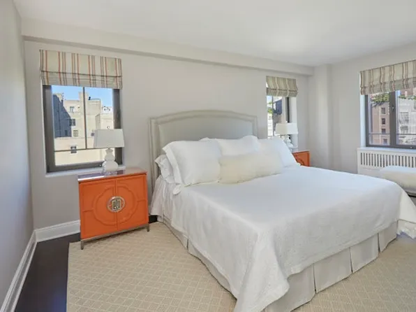 875 5th Avenue image 9 of 13