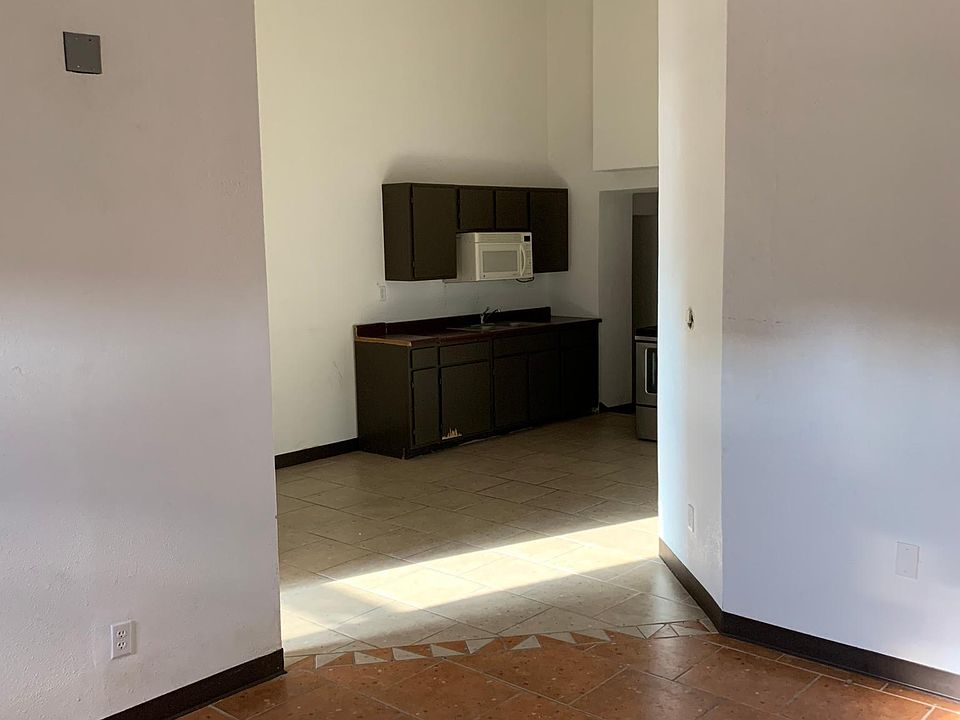 1st image of 1700 Wyoming Ave #D1