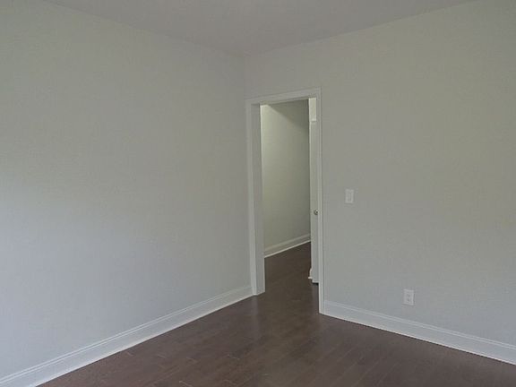 4th image of 19 Woodruff Ave APT D1