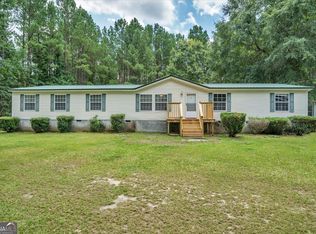 864 Bruce Cir, Dublin, GA 31021