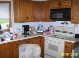 3945 Edgewood Rd NE, Blaine, MN 55014