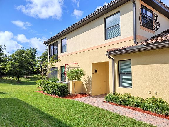 5th image of 20110 Ragazza Cir Unit 101