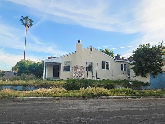 2nd image of 5445 Cartwright Ave