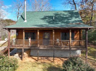 107 Matthews Creek Ln, Cleveland, SC 29635