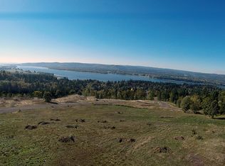 421 Daves View Dr, Kalama, WA 98625