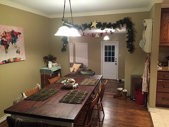 Dining area decorated for the holiday