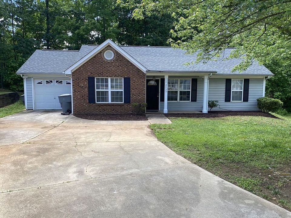 1st image of 2529 Hemby Woods Dr