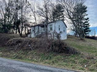 301 S Greever St, Rural Retreat, VA 24368