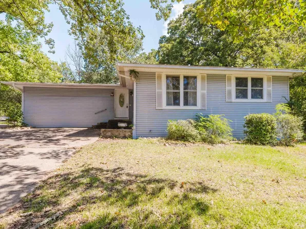 1017 Watson Pl, Benton, AR 72015