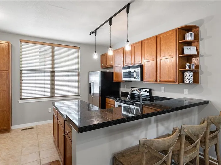 4571 Madison Ave #E-1 — Photo 11