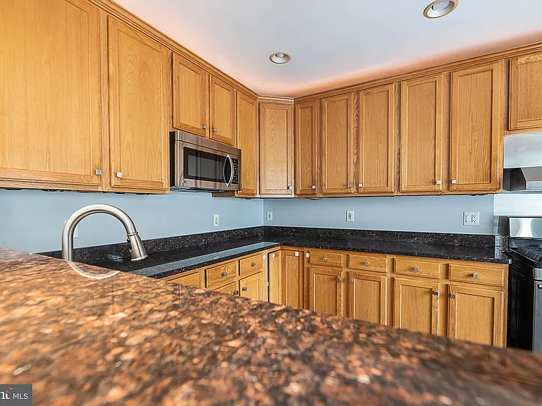 24635 Kings Canyon Sq — Photo 17