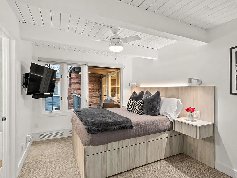 124 W Hyman Ave #3D — Photo 11