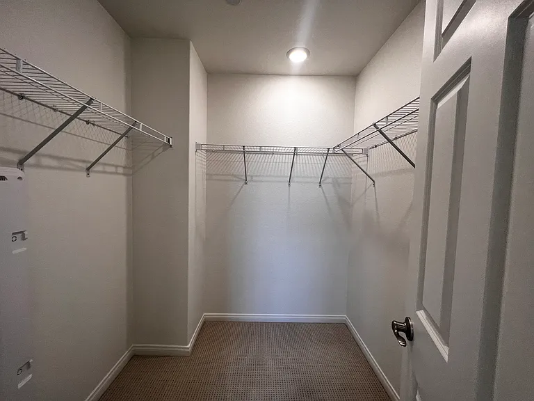 4240 S Laguna Ave — Photo 5