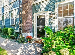 26 Summer St APT 4, Marblehead, MA 01945
