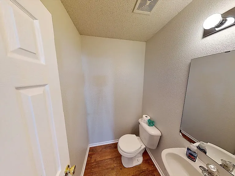 15312 Beam St — Photo 19