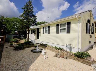 20 Clearwater Way, Toms River, NJ