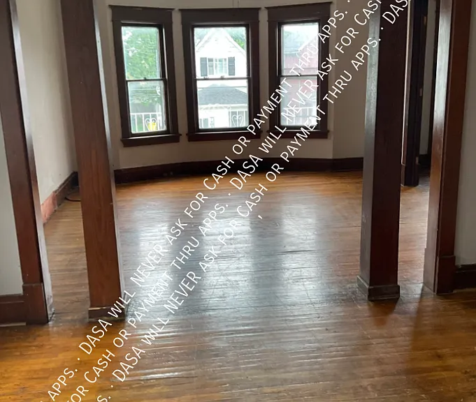 202 Chadduck Ave #UPPER — Photo 2