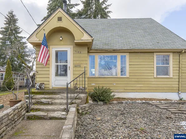1137 SE Uglow Ave, Dallas, OR 97338